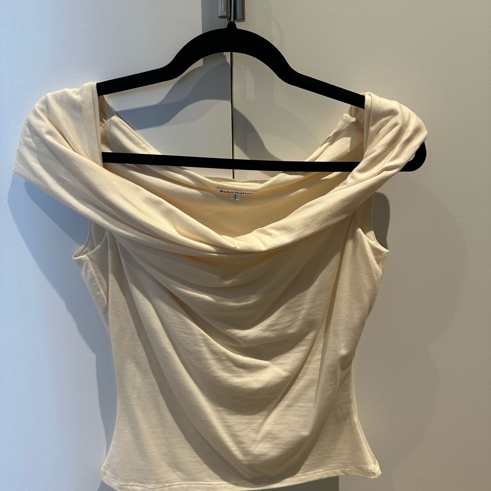Never Worn! Reformation Off-Shoulder Women's Cream Top
